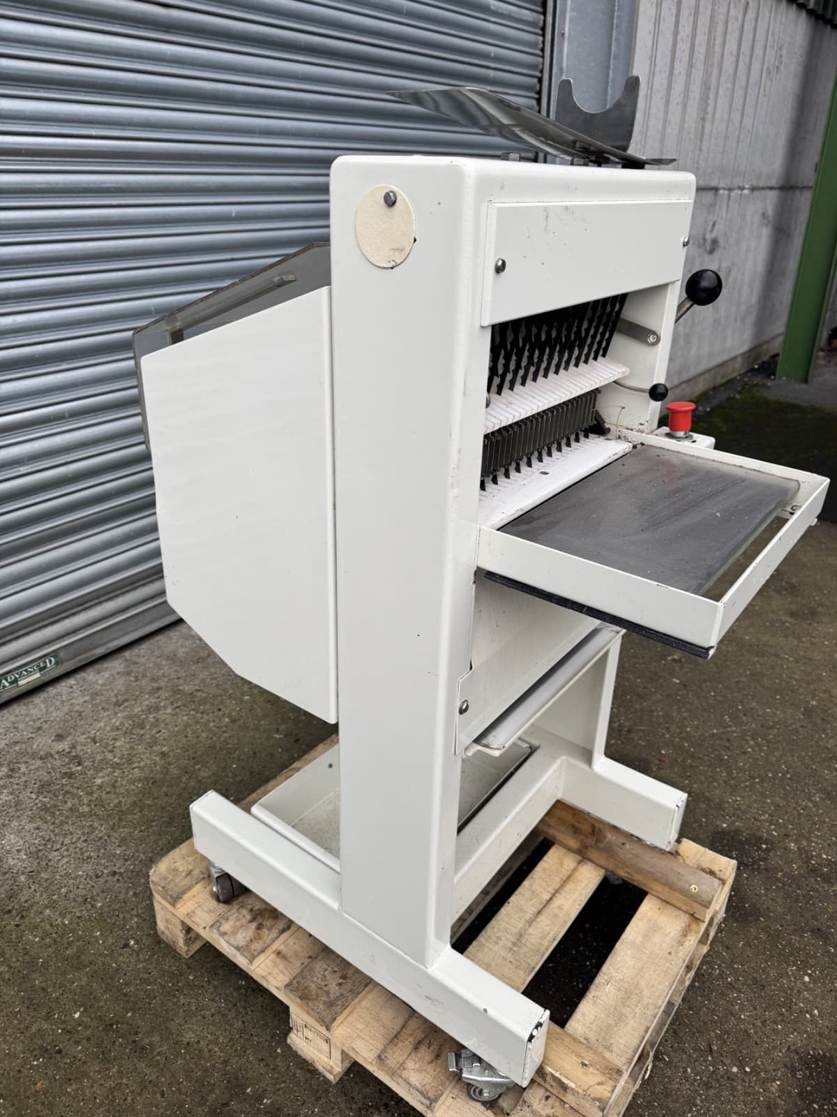Daub Commercial Bread Slicer, 13mm Slice Thickness, Ex Bakery, Fully Working — photo 2